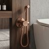 Podomítková bidetová baterie Rea Lungo Loop Diamond Brush Copper