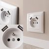 Single grounded socket + 2x USB-A OSTE JNH003-G White