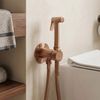 Podomítková bidetová baterie Rea Lungo Loop Diamond Brush Copper