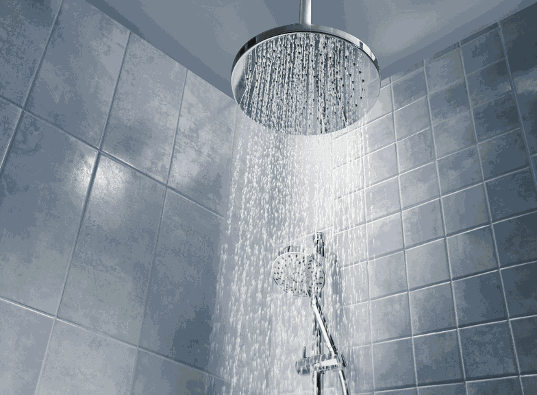 Moderné sprchové panely sa používajú čoraz častejšie.