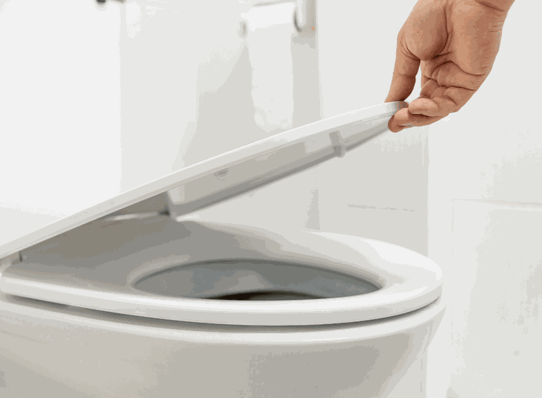 Deska wolnoopadająca czy zwykła? Sprawdzamy plusy i minusy obu rozwiązań!