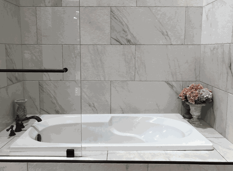 Do czego służy parawan nawannowy i jak go zamontować?