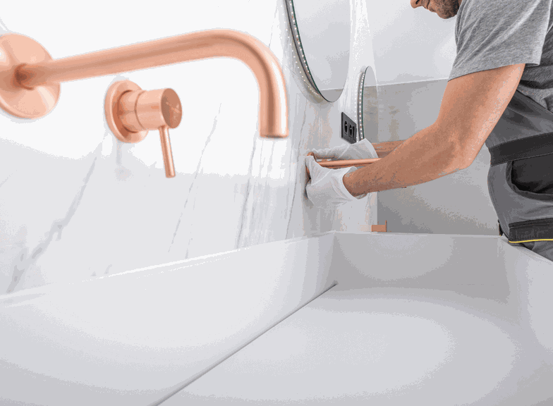 Na jakiej wysokości bateria prysznicowa, wannowa i umywalkowa spełni najlepiej swoją funkcję?