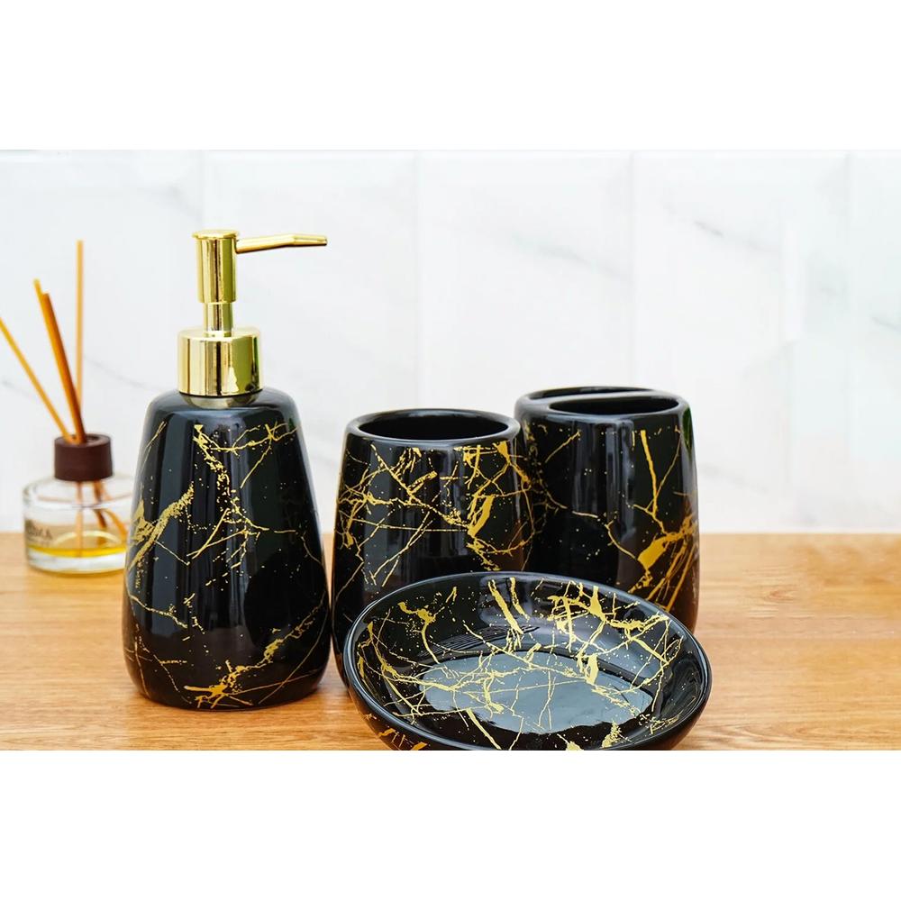 Туалетні набори 322123 Black