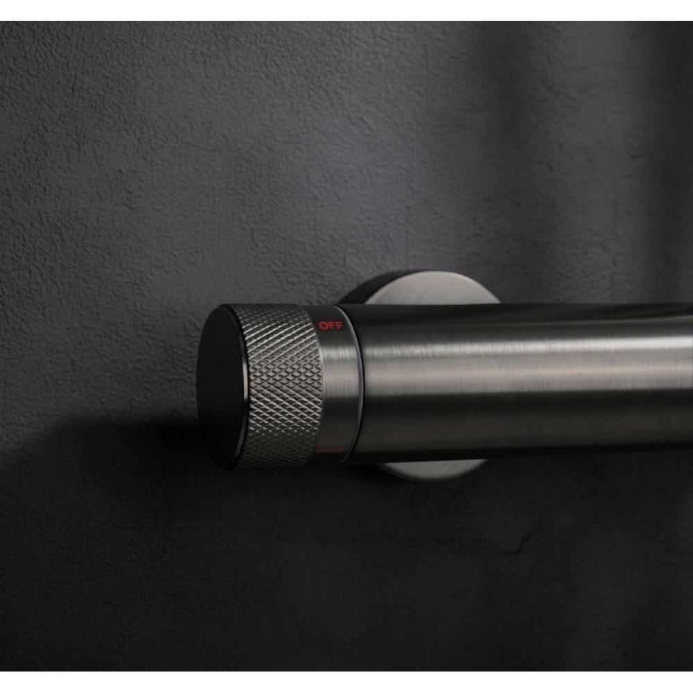 Душевая стойка Rea Rivo Titan