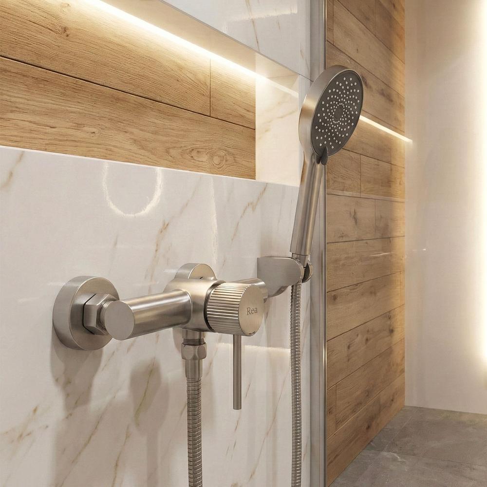 Tuš pipa REA Lungo Stripe Brush NICKEL