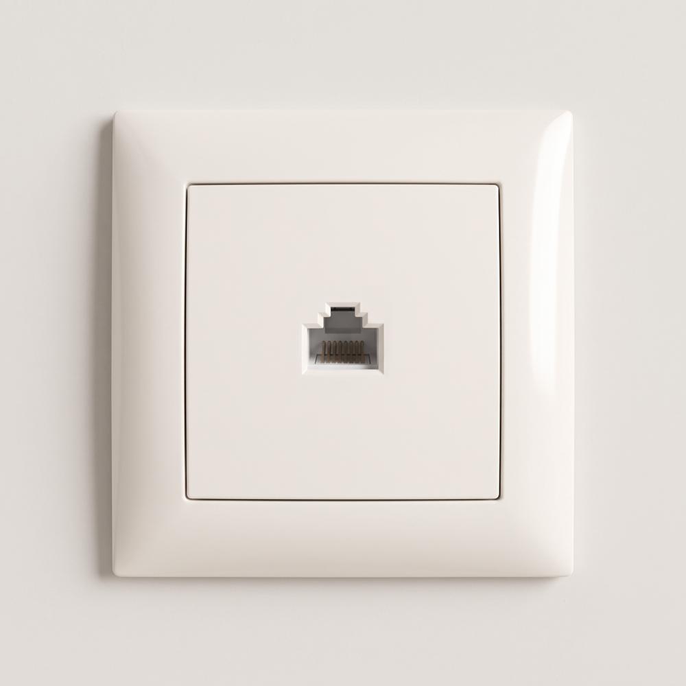 Gniazdo RJ45 z ramką OSTE JNH010-S Beżowe