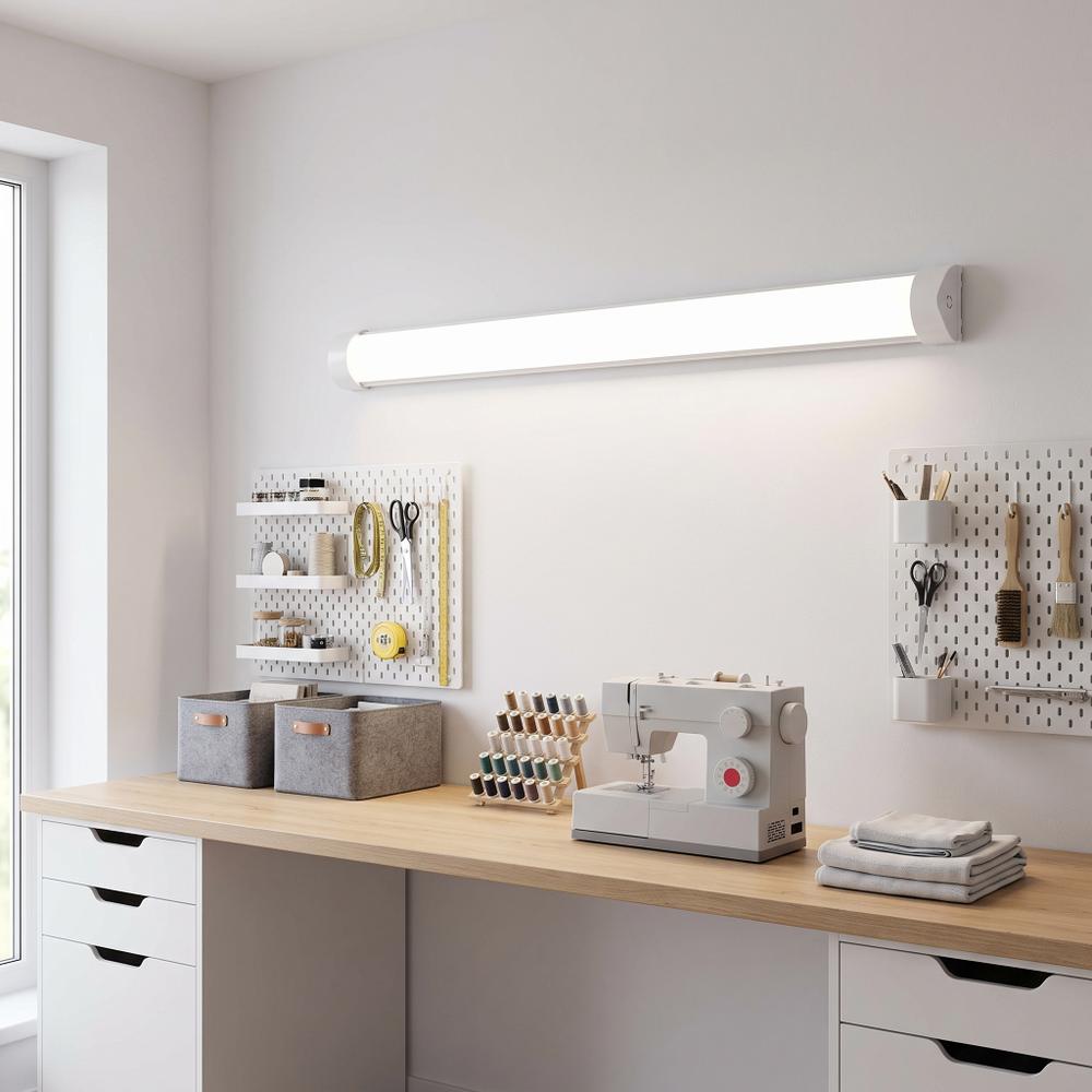 Lampa LED JNH055-35N Biała 120 cm