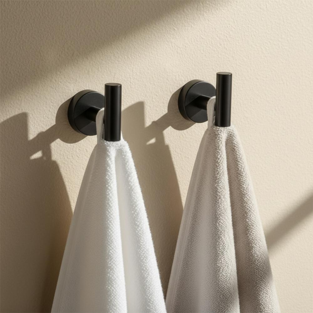 Kylpyhuonetarvikesetti Ari Black 4 osaa