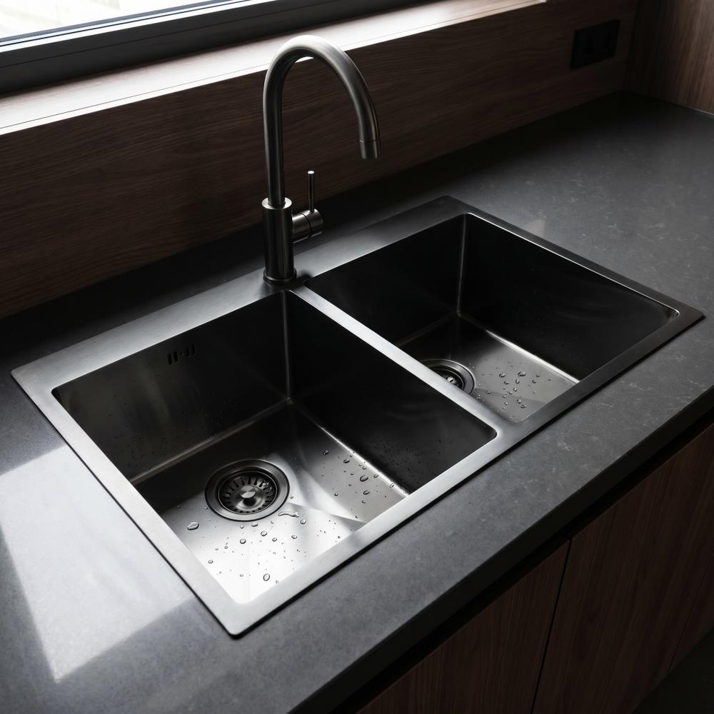 Νεροχύτης από μαύρο ατσάλι Rea Joel Black