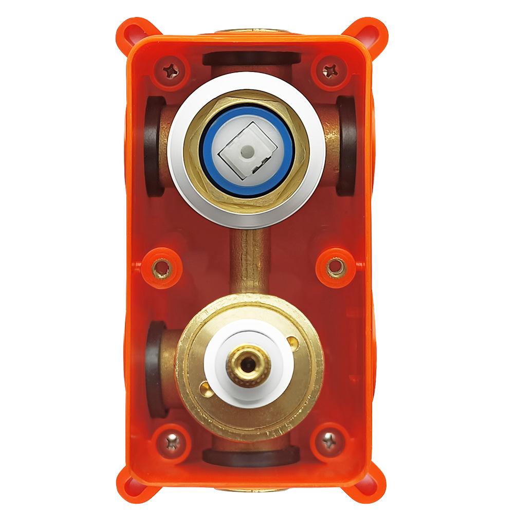 Rejtett Zuhanyszett Rea Lungo WHITE Matt + BOX