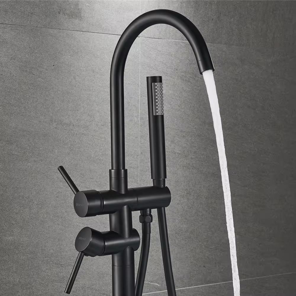 "Rea Lungo Ortis" vonios maišytuvas juodas