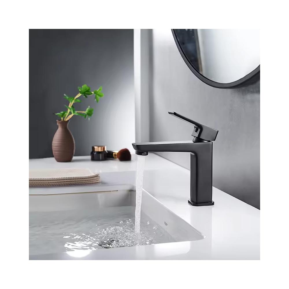Bathroom faucet REA Orix Black Low