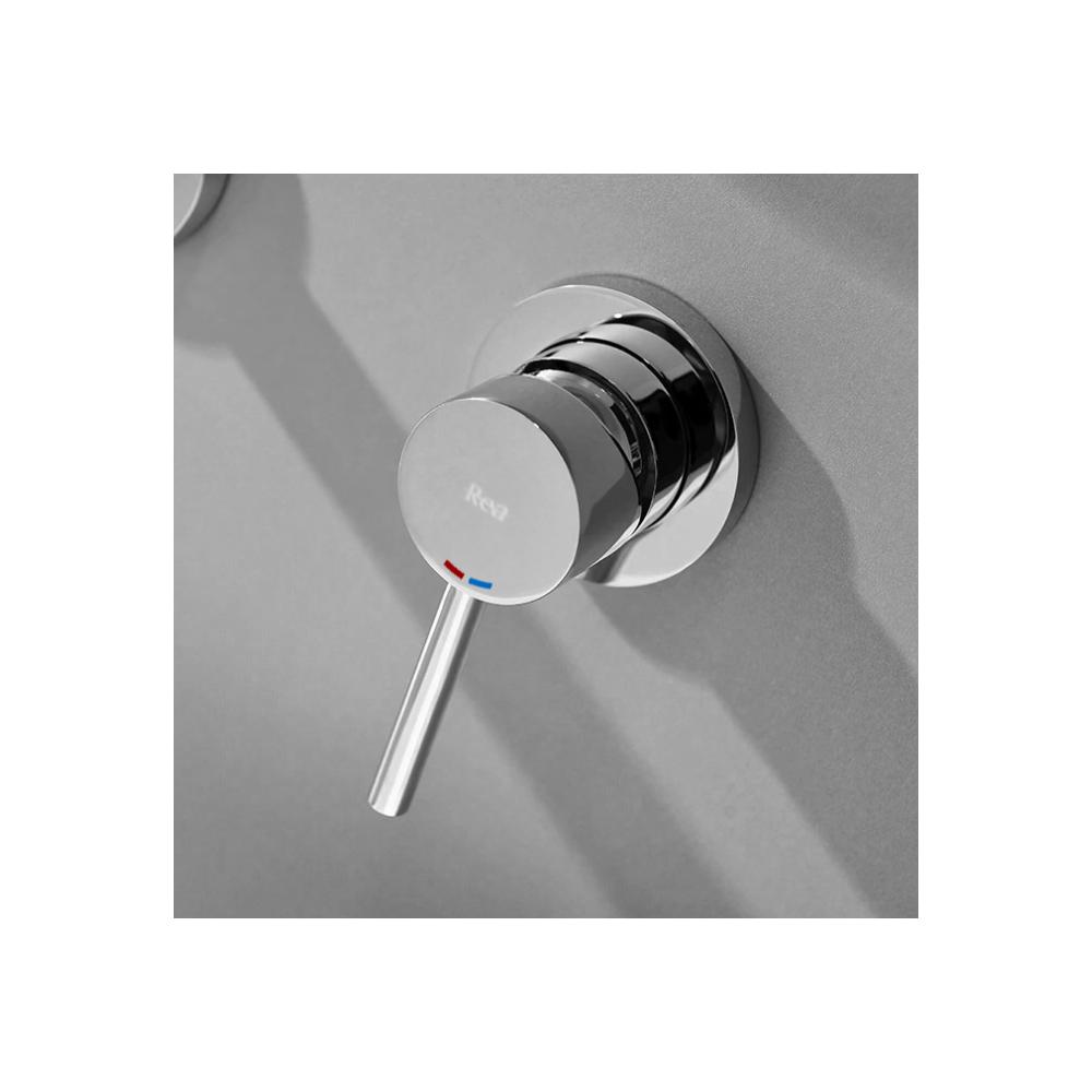 Slēptas uzstādīšanas maisītājs REA LUNGO Chrome Long + BOX