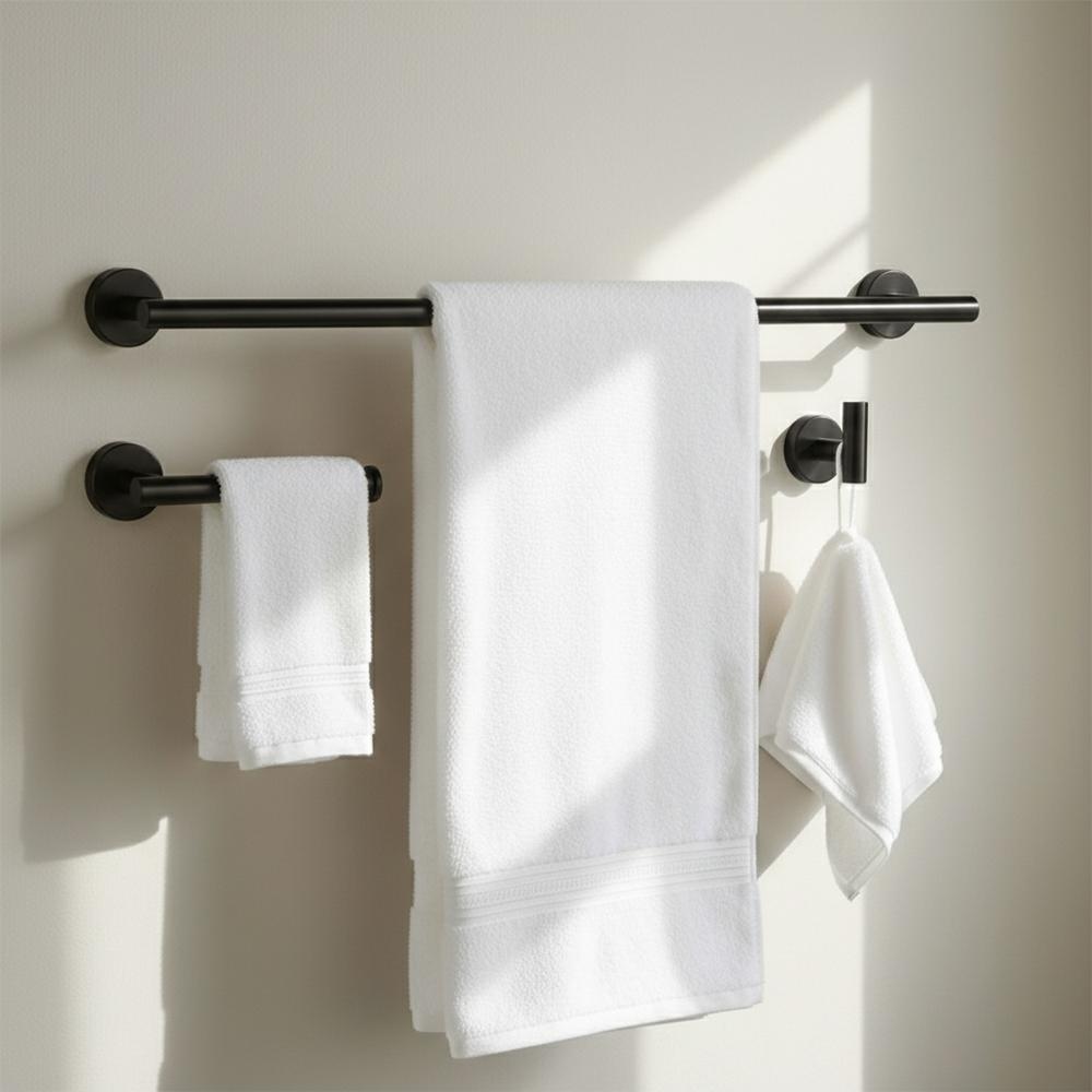 Kylpyhuonetarvikesetti Ari Black 4 osaa