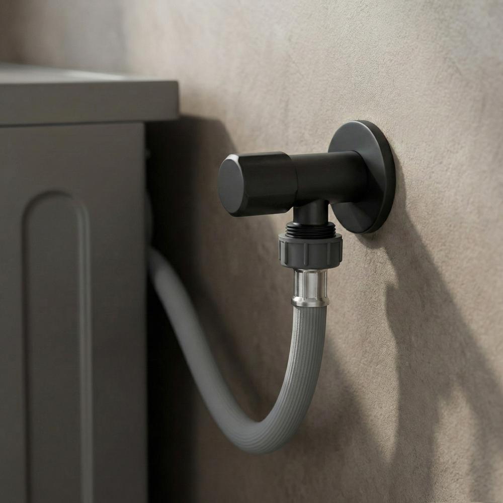 Zawór kątowy 02 1/2" x 3/4" Czarny