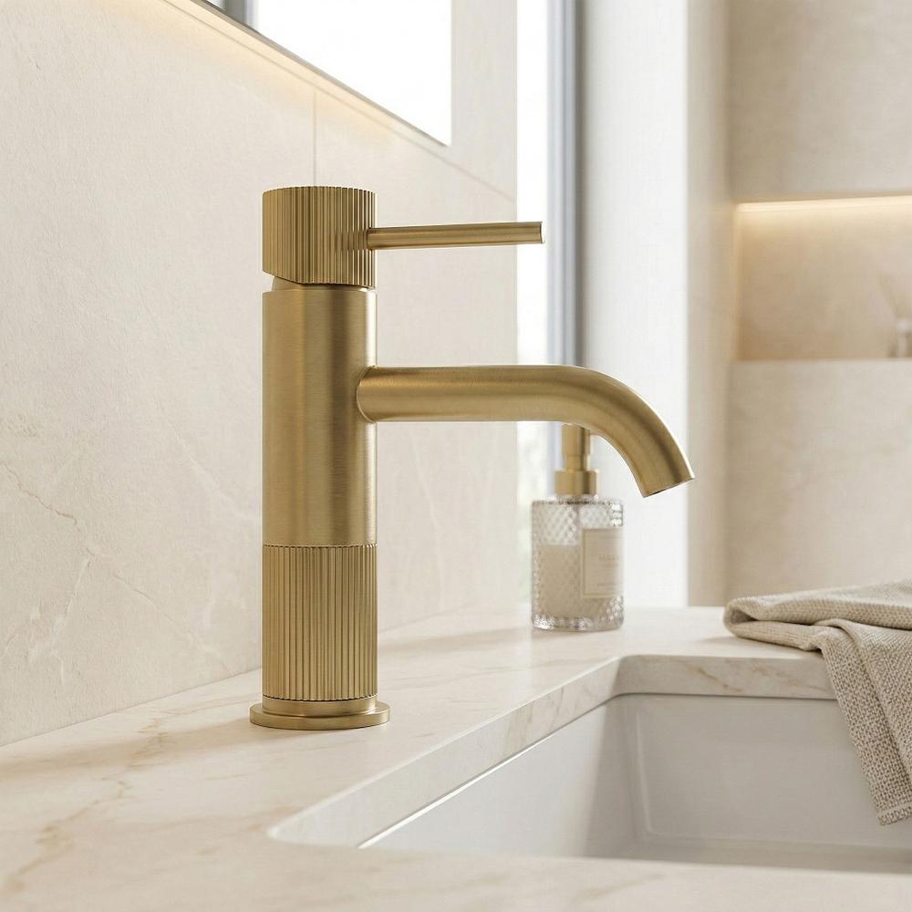 Fürdőszobai csaptelep Rea Lungo Stripe Brush Gold Low