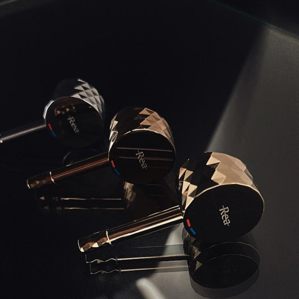 REA Lungo Loop Bidet akumulators Diamond Copper