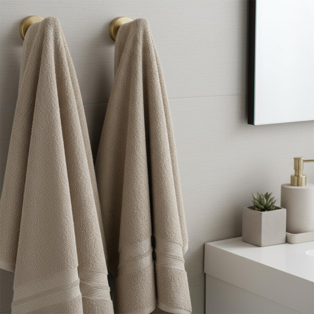 Kylpyhuonetarvikesetti  Ari Brush Gold 4 osaa