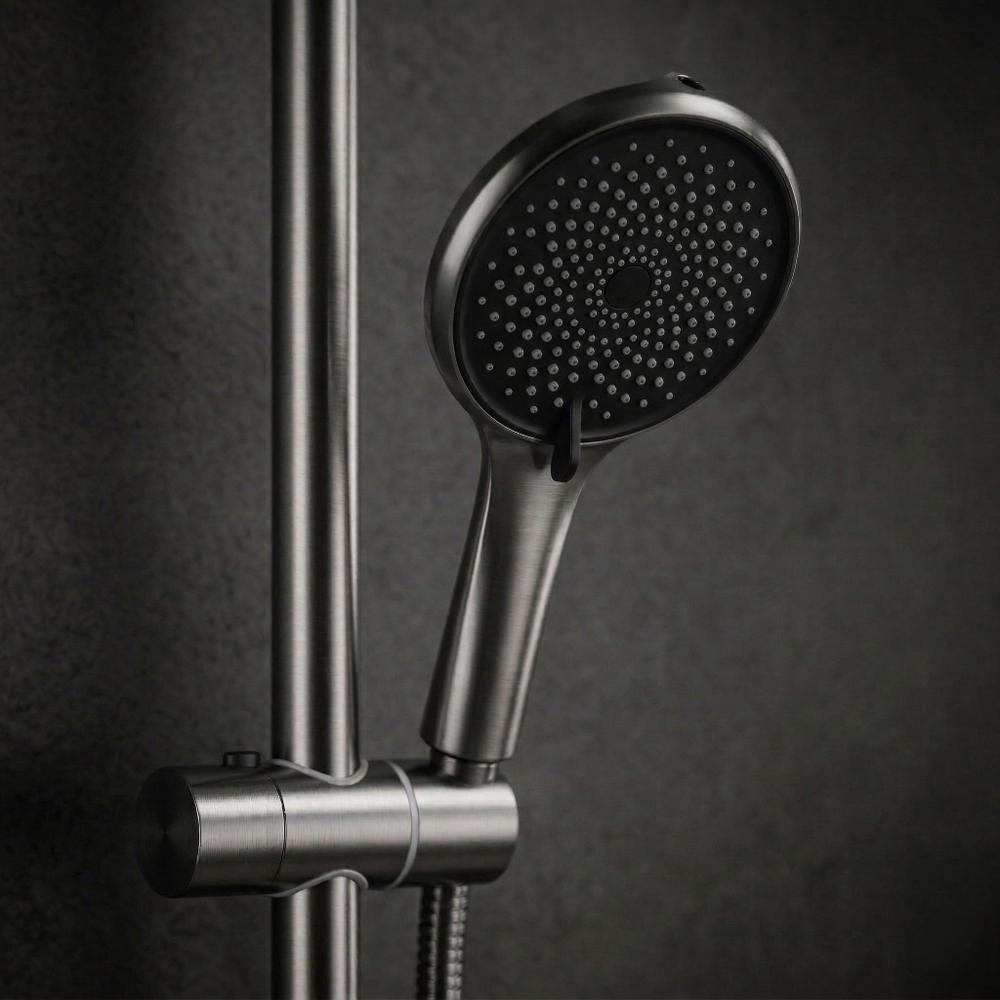 Душевая стойка Rea Rivo Titan