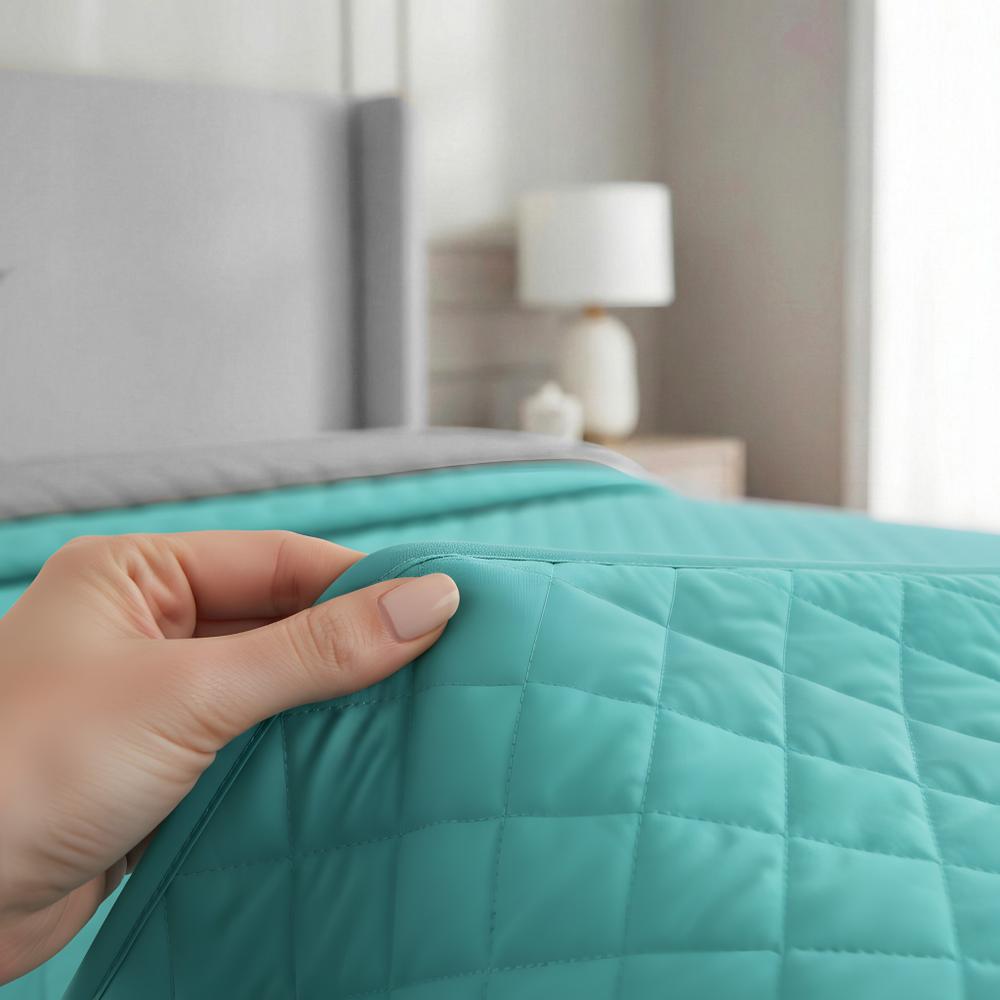 Narzuta dwustronna pikowana Inez  jasnoszary-miętowy