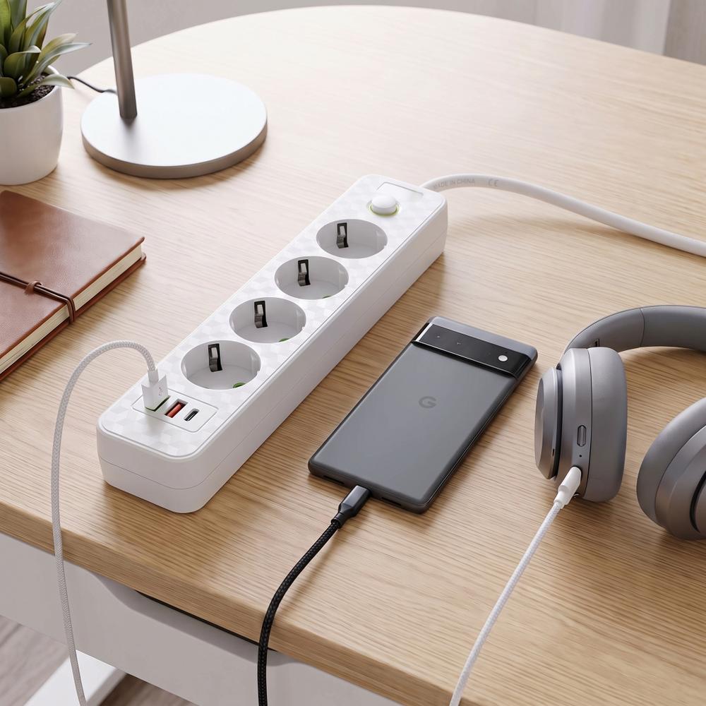 Listwa zasilająca Przedłużacz 4 gniazda + 2x USB-A + USB-C JNH021-4A Biały