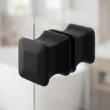 Dušiukse käepide Rea 04 Black
