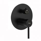 Rea Lungo Black piilokylpyamme ja suihkusetti + BOX