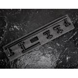 Kylpyhuonetarvikesetti Ari Black 4 osaa