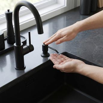 Dozator za tekući Rea LON Black