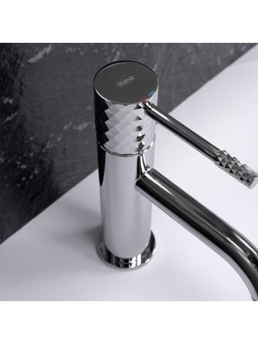 Grifo de LAVABO Rea Lungo Diamond Chrom