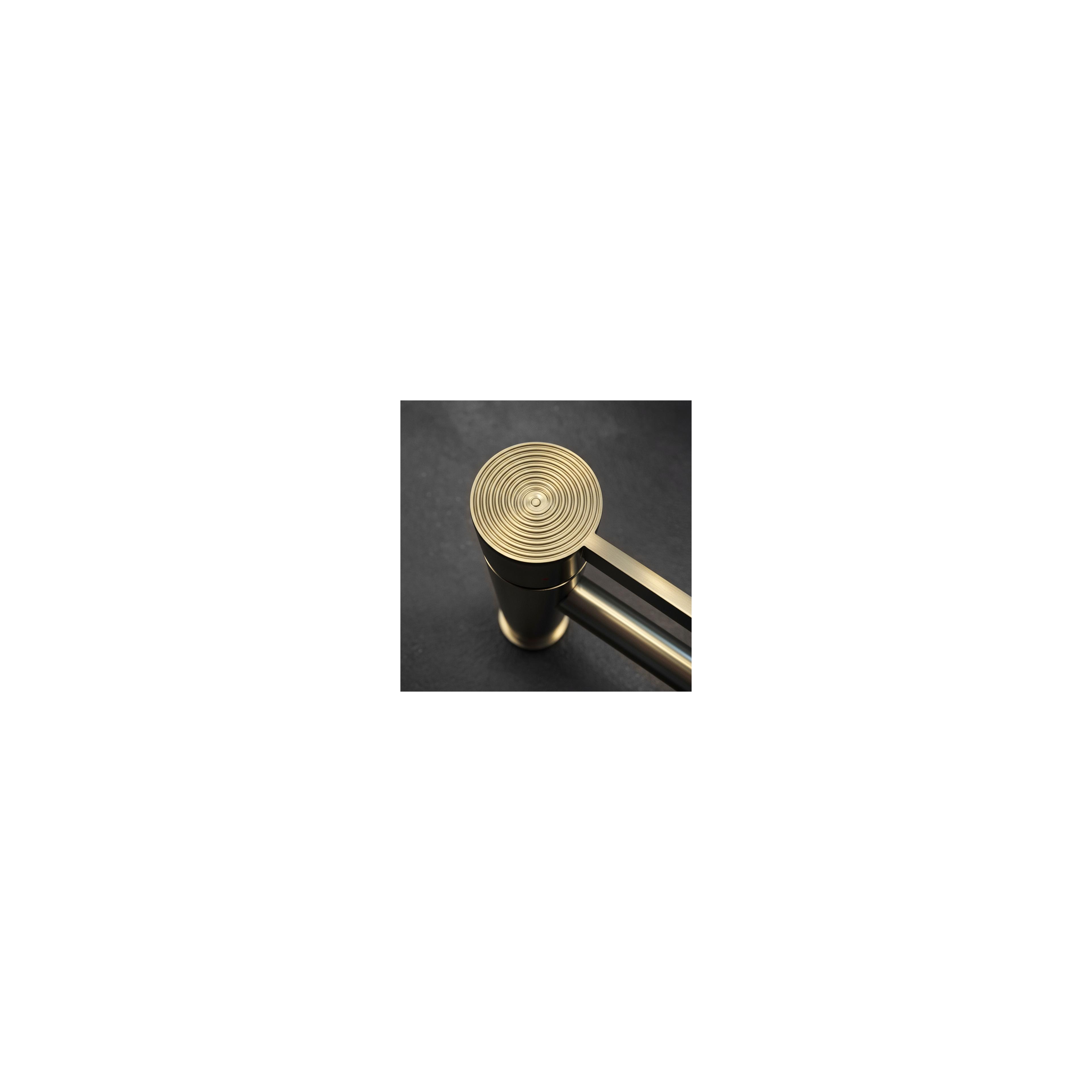 Baterie pentru baie Rea Foster Brush Gold High