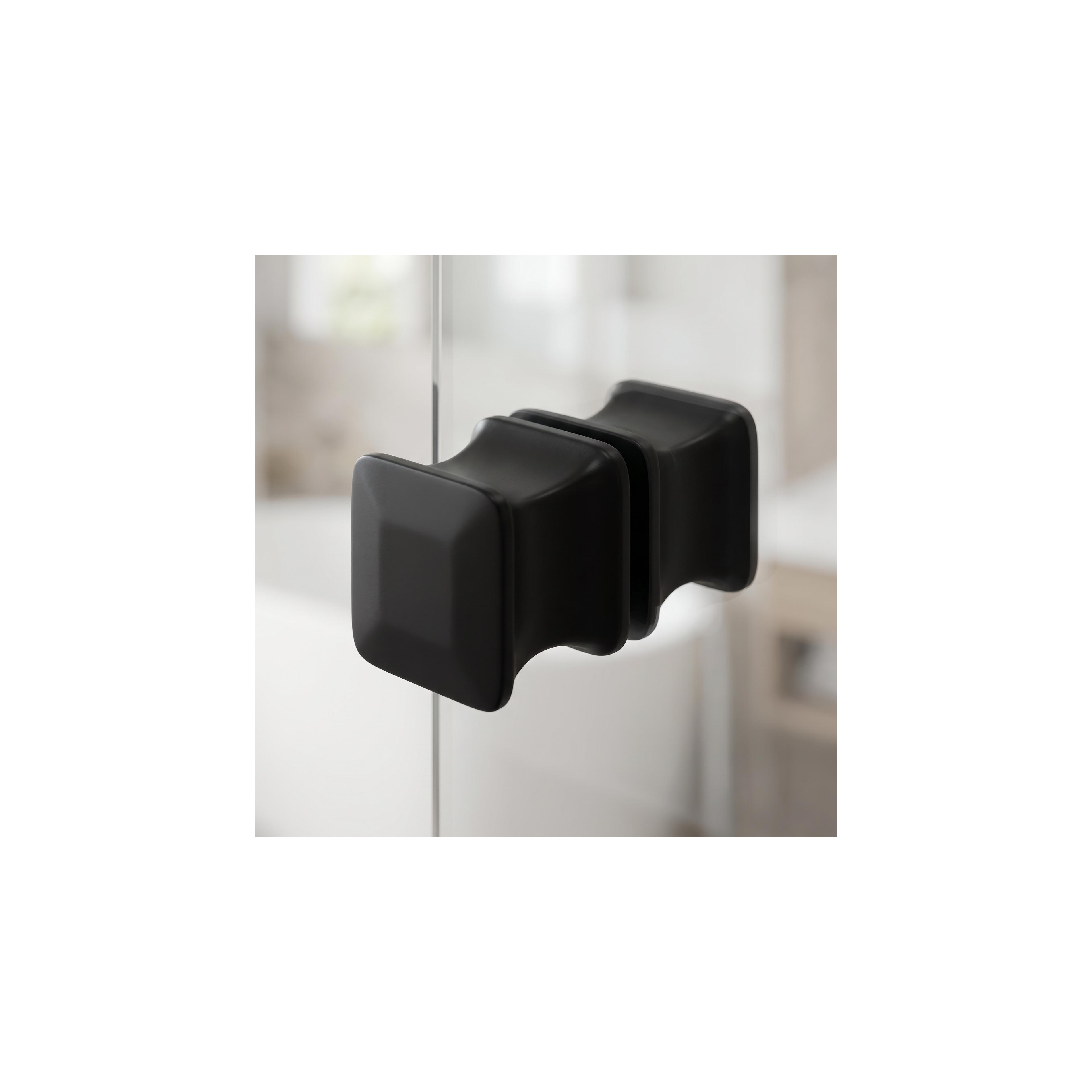 Dušiukse käepide Rea 04 Black