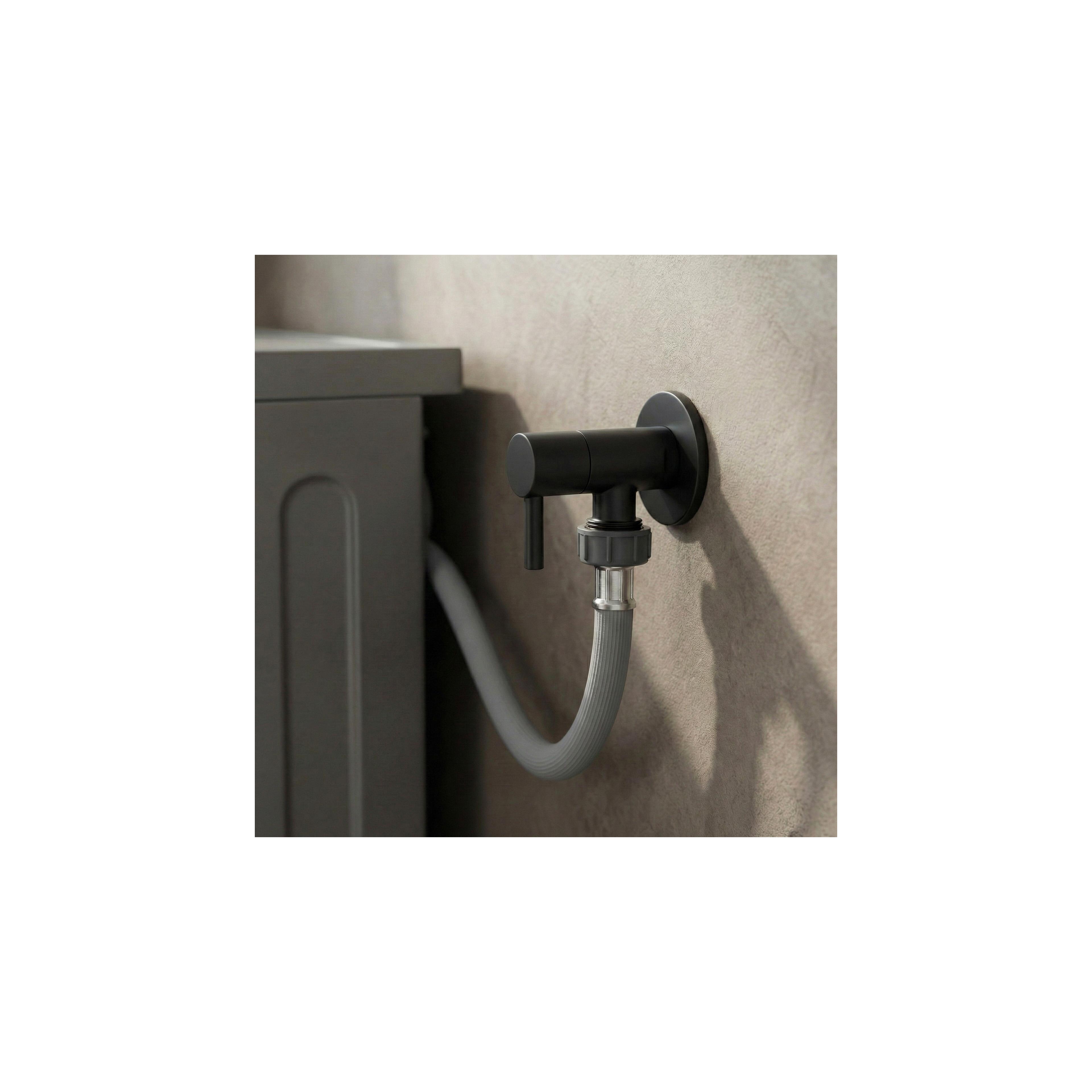 Robinet d’angle 1/2" x 3/4" Black