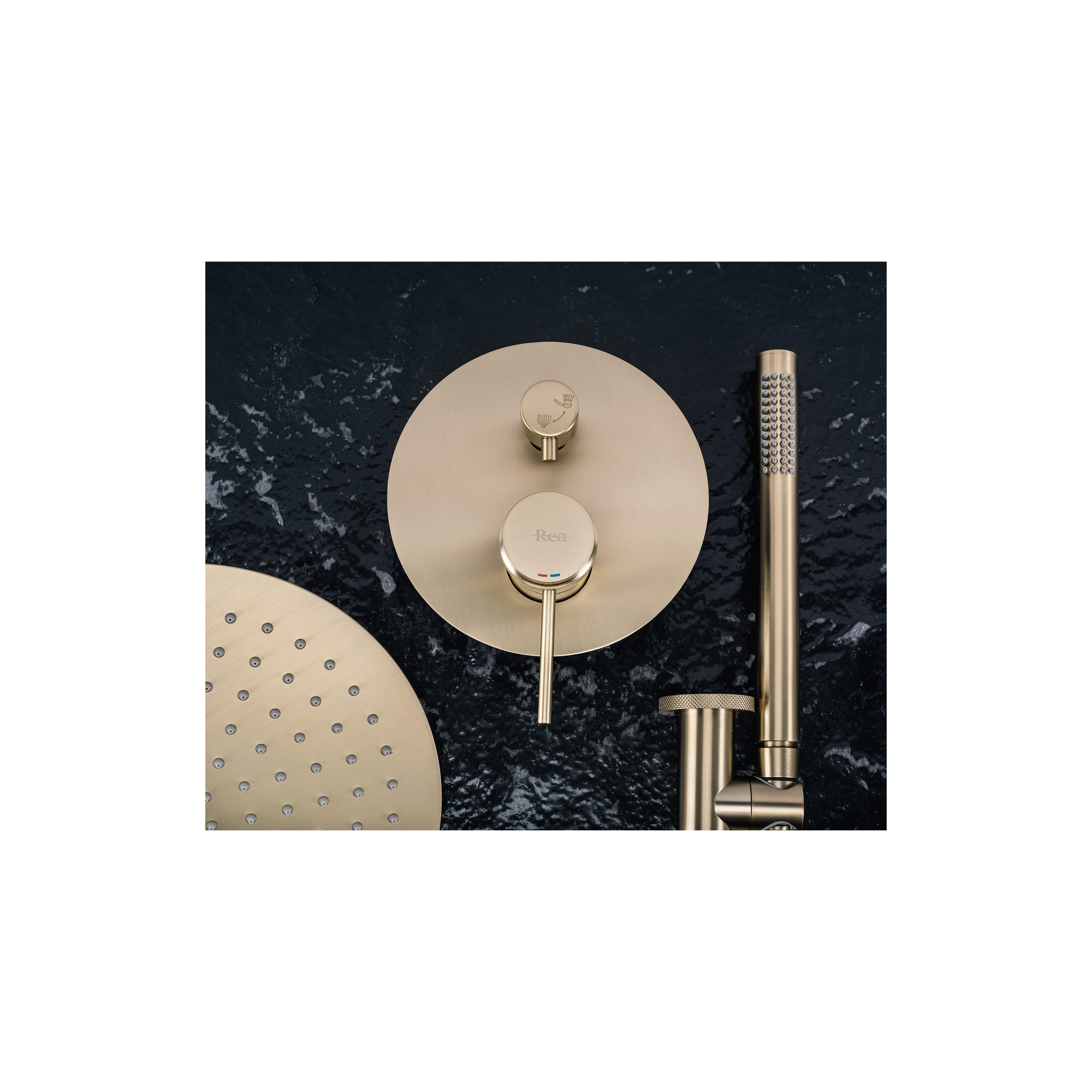 Shower system  Rea Lungo Grip Gold Brush  + BOX