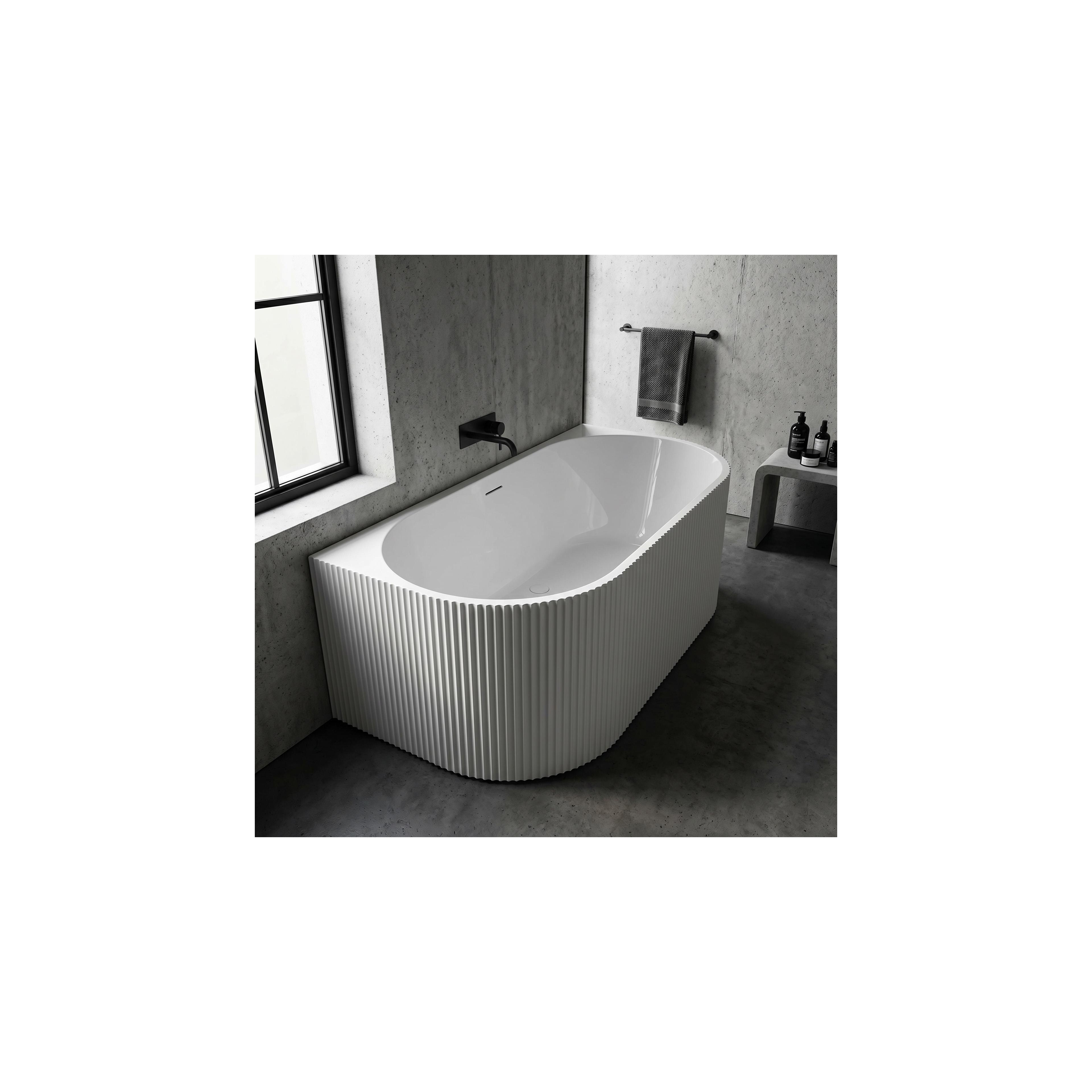 Wall acrylic Bathtub VENETA 170cm