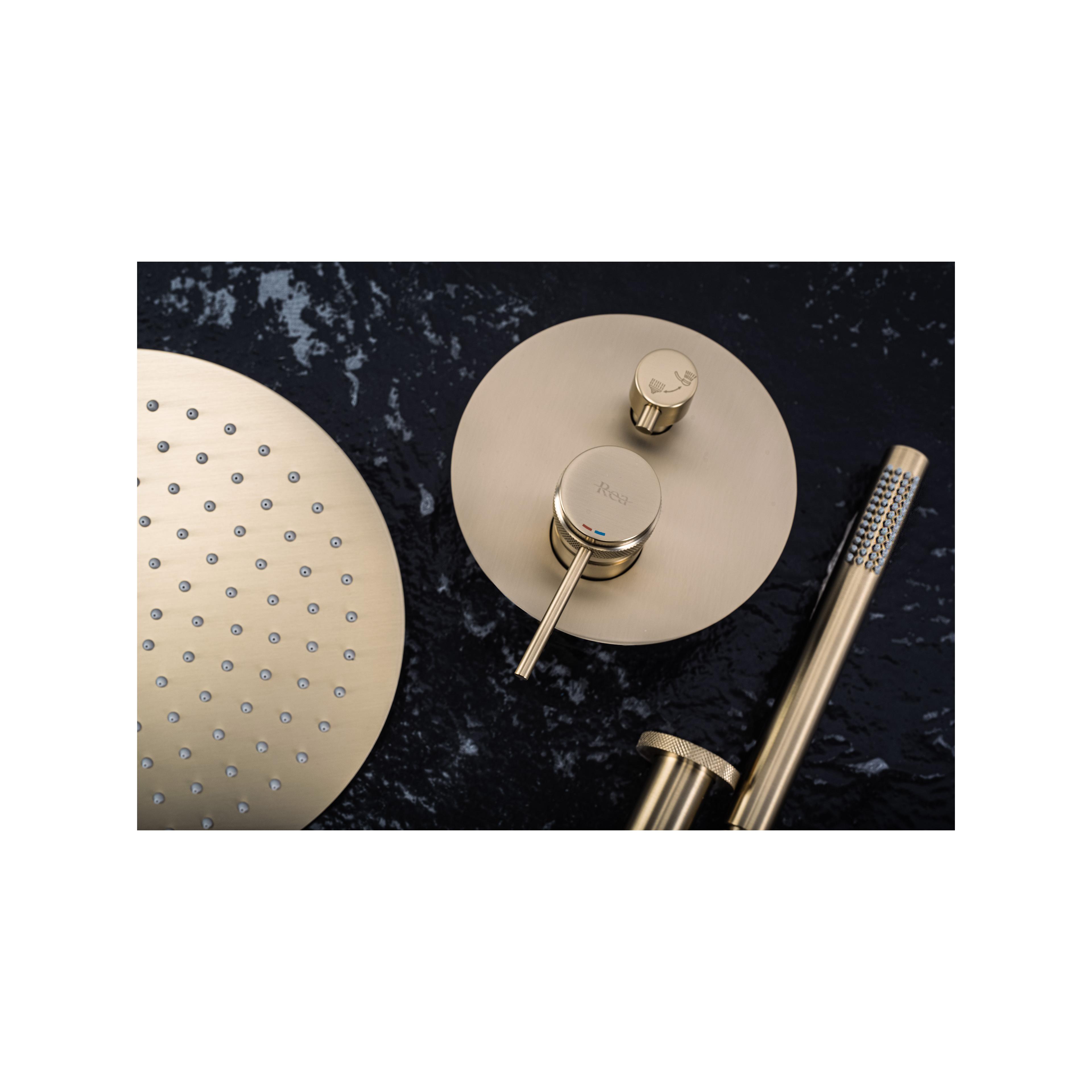 Shower system  Rea Lungo Grip Gold Brush  + BOX