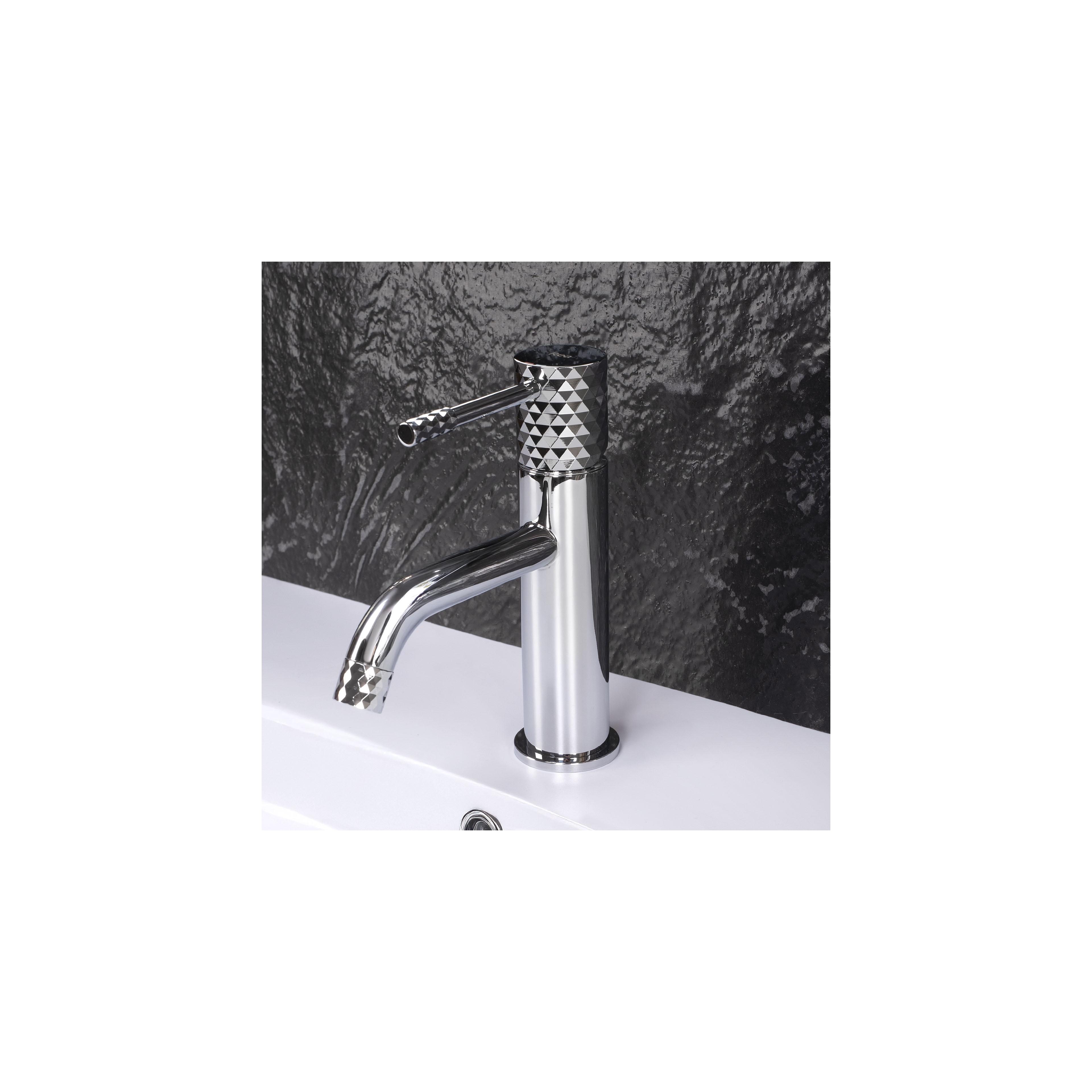 Grifo de LAVABO Rea Lungo Diamond Chrom
