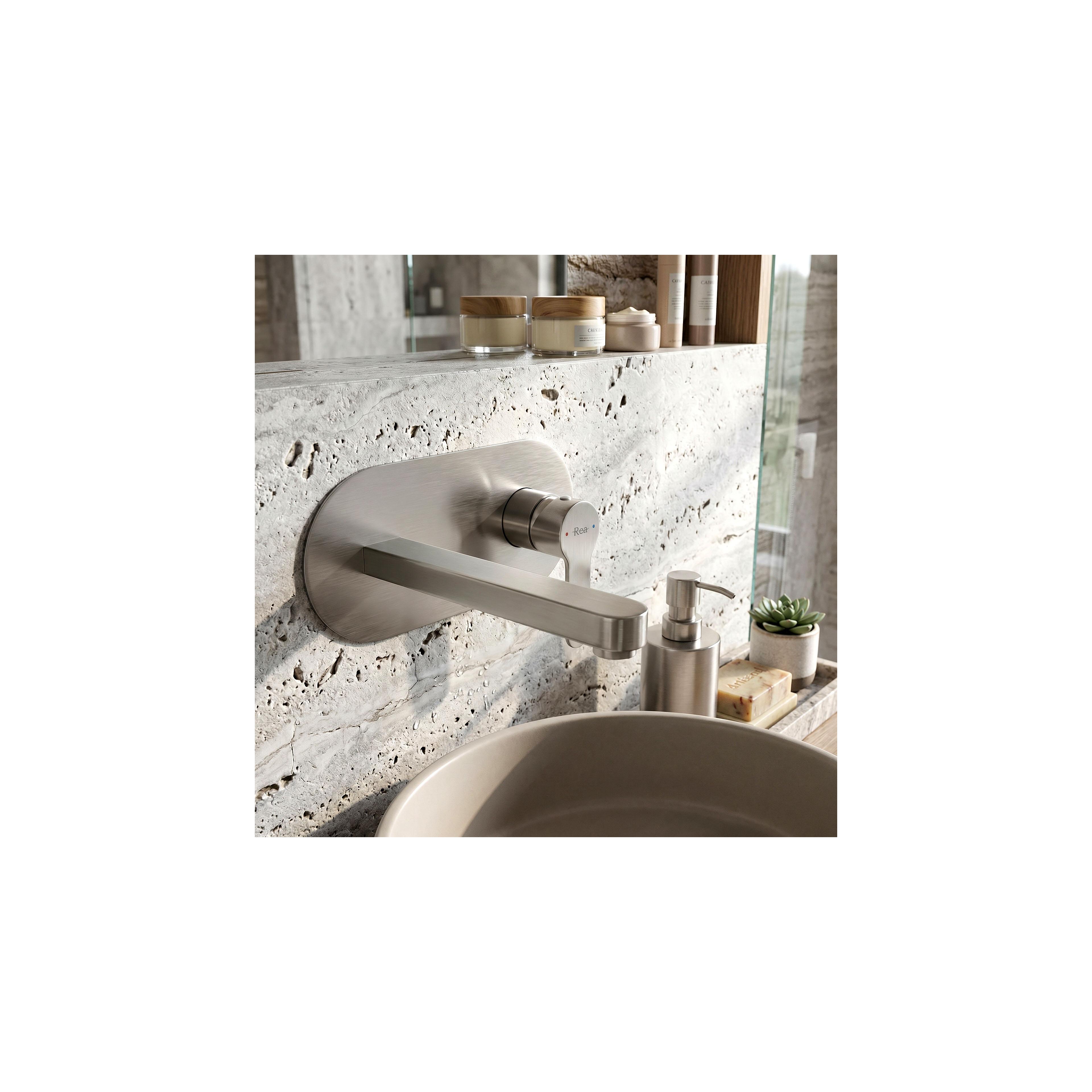 ZIDNA SLAVINA  REA Arcos Brush Nickel