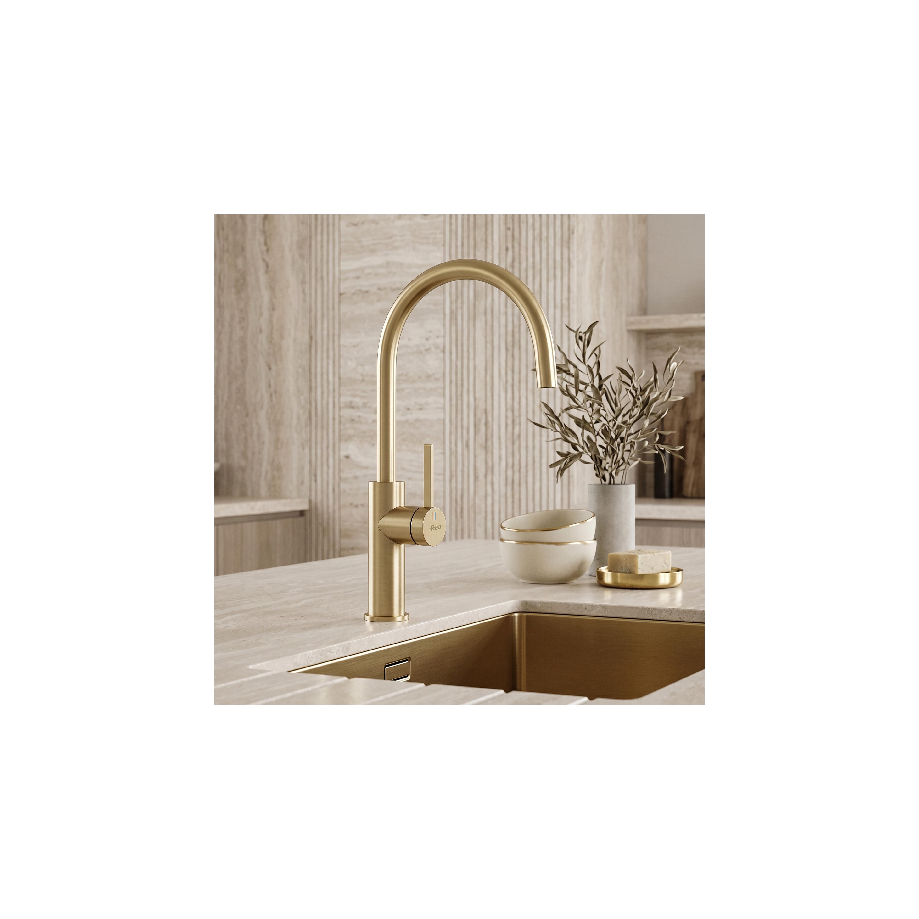 Kitchen faucet REA Rivo Brush Gold