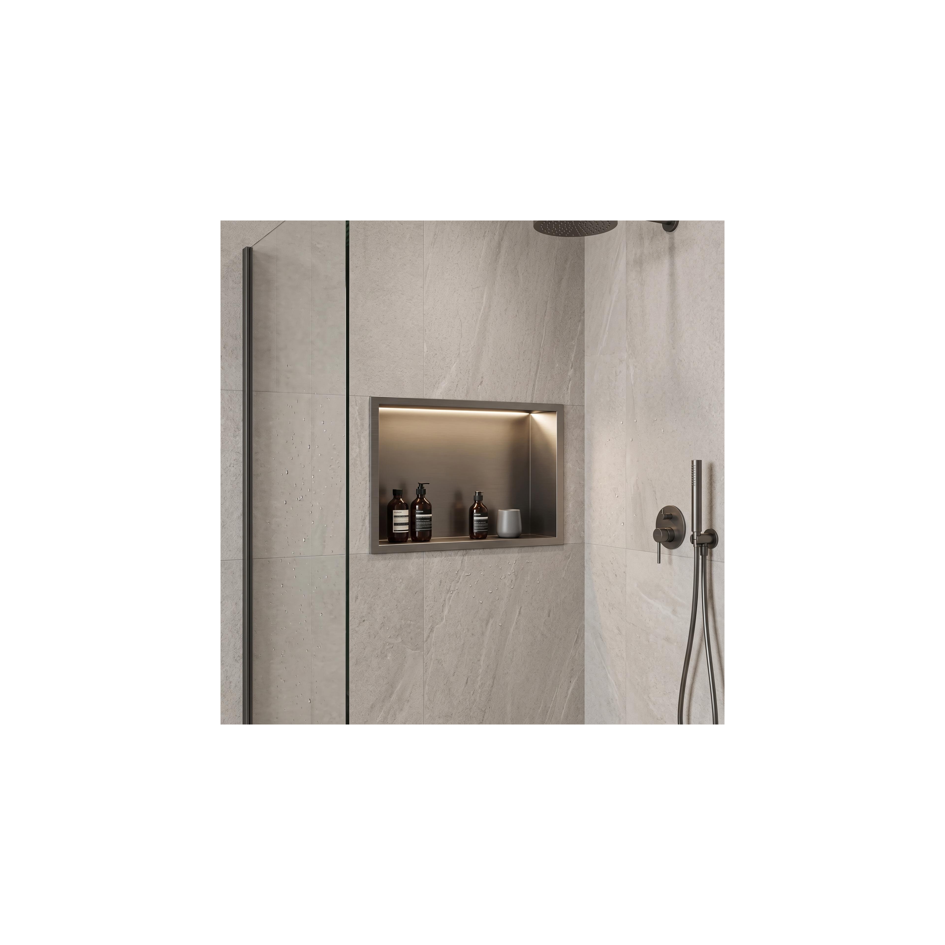 UGRADBENA KUPAONSKA POLICA LED 30x45 Titan