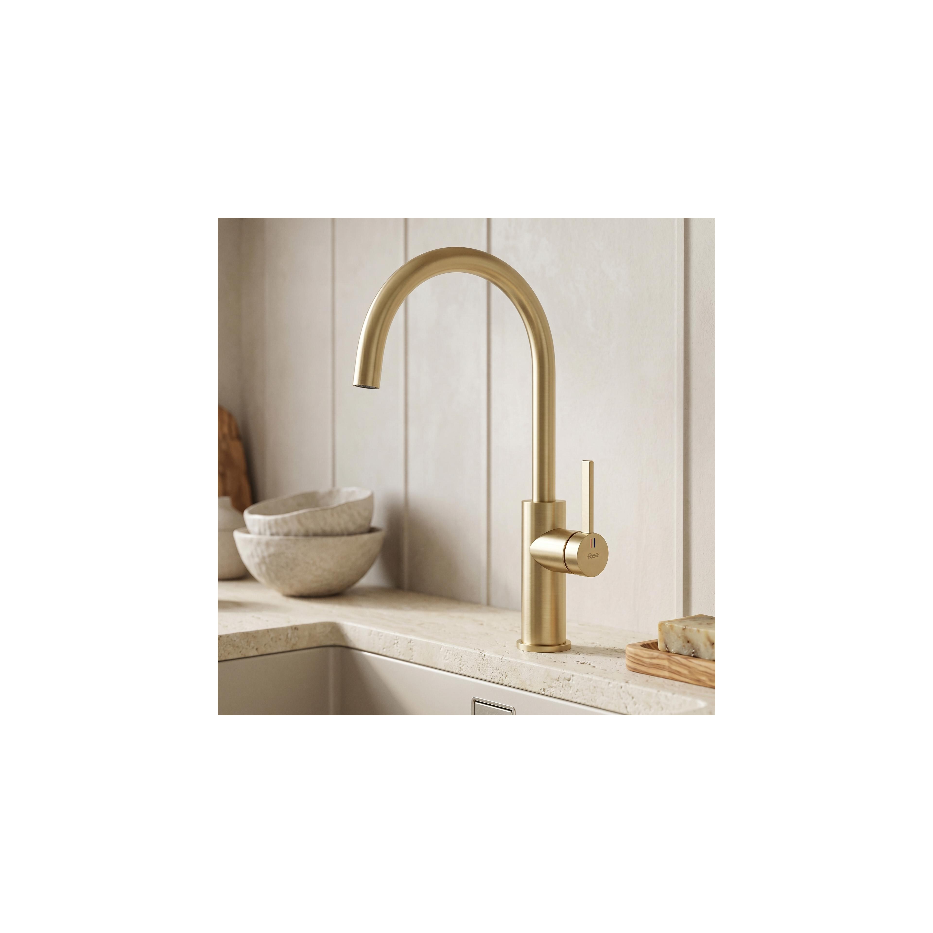 Kitchen faucet REA Rivo Brush Gold