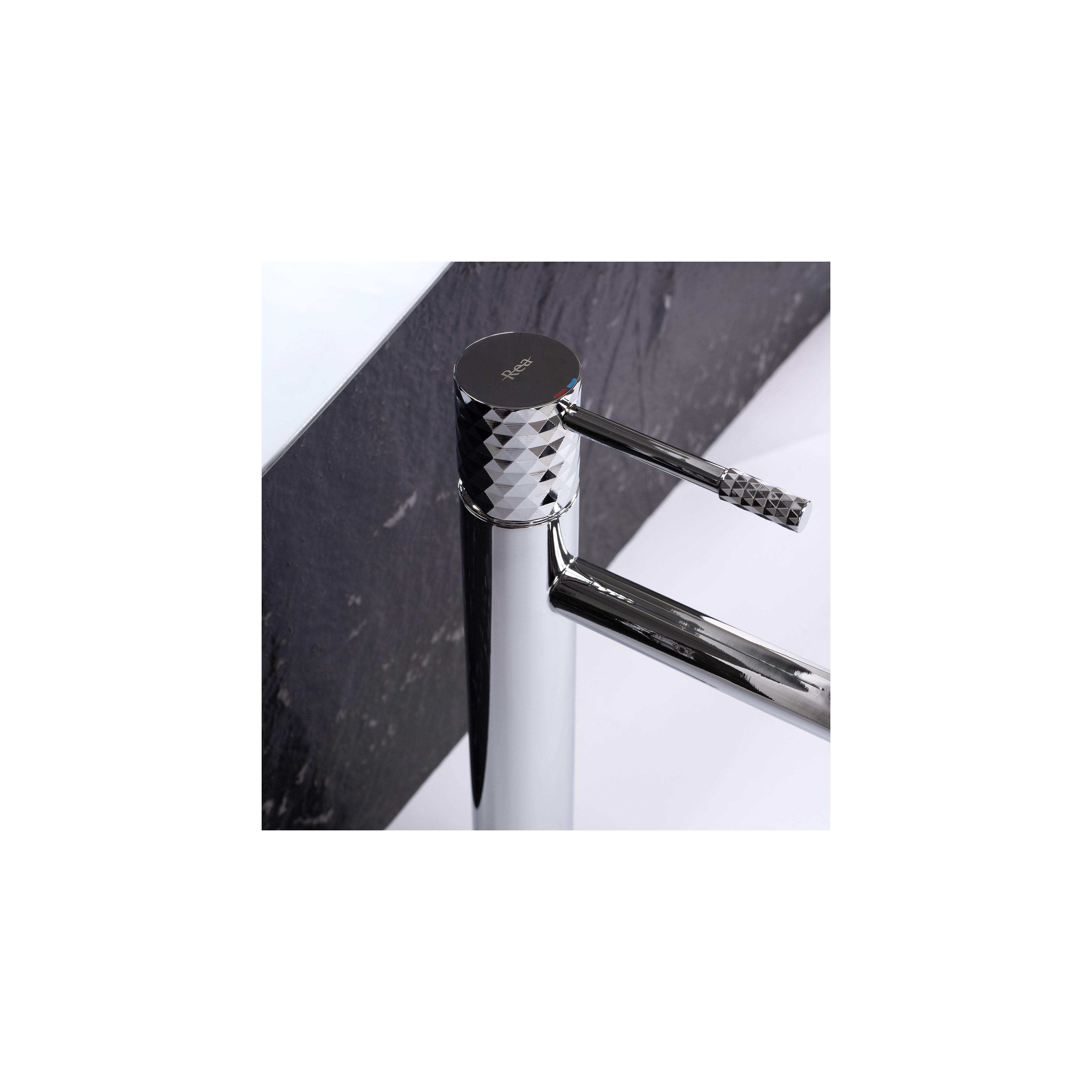 Rea Lungo Diamond Chrome Augsts izlietnes maisītājs