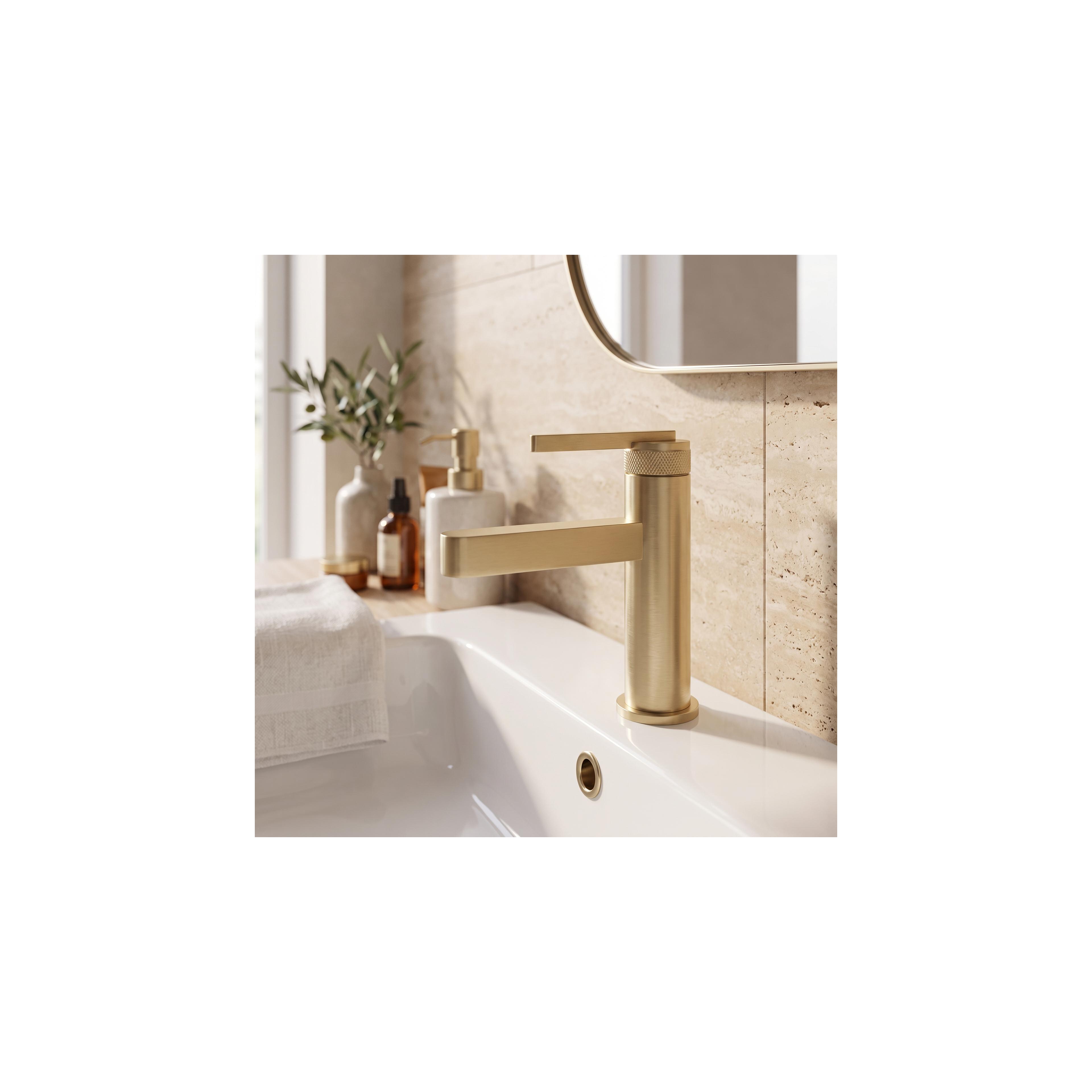 Смеситель Rea Grace Brush Gold