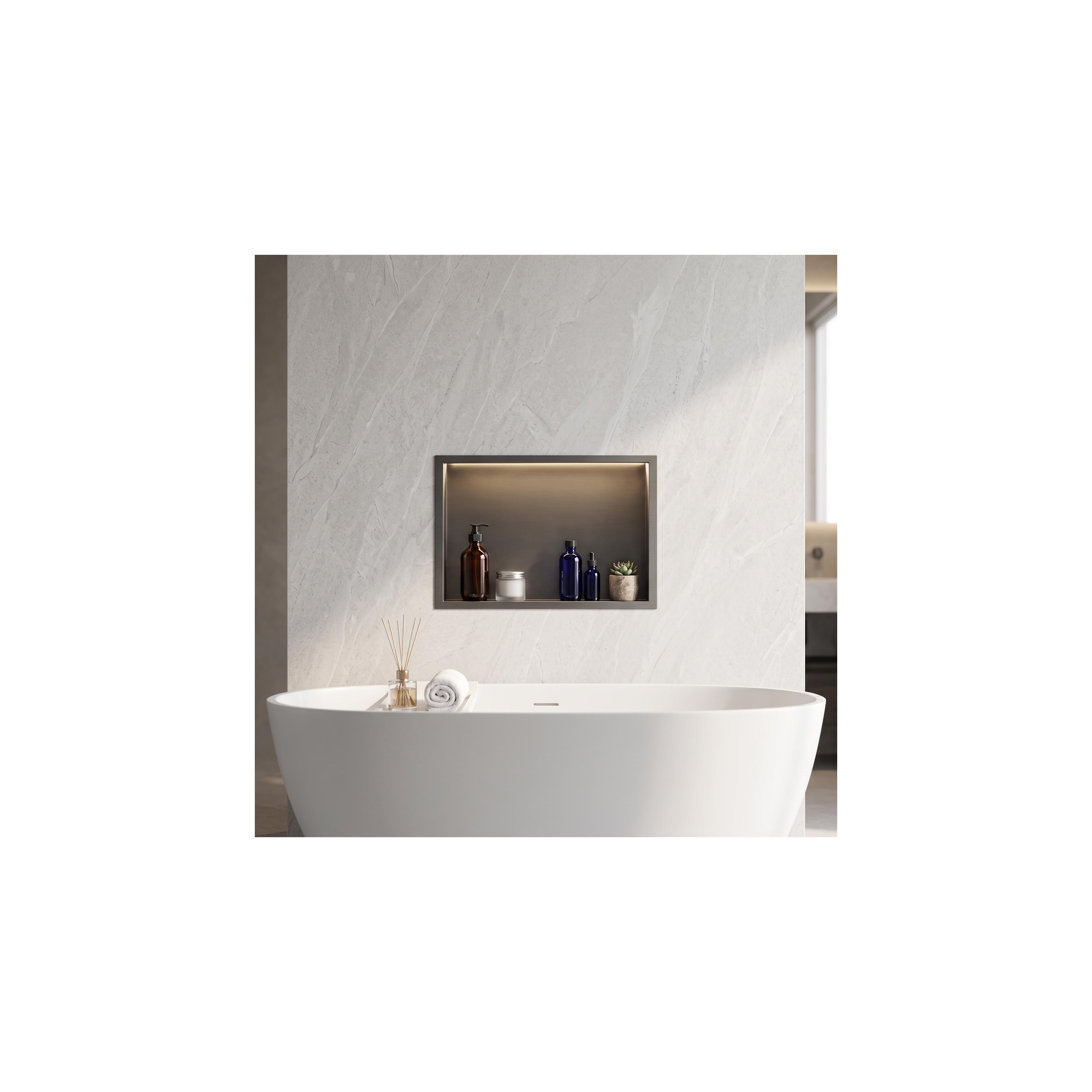 UGRADBENA KUPAONSKA POLICA LED 30x45 Titan