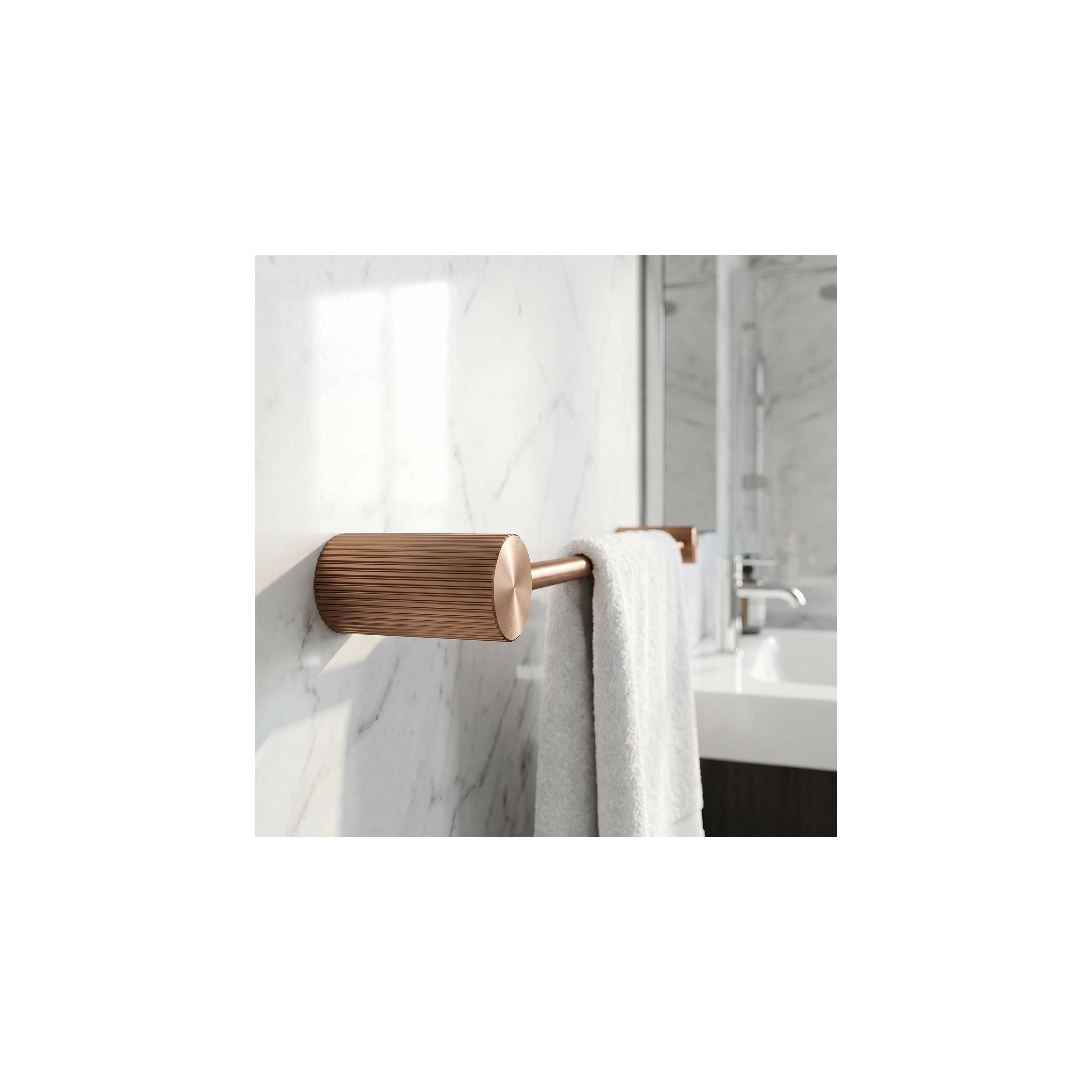 Kylpyhuoneen naulakko 64101 SOLO Brush Copper