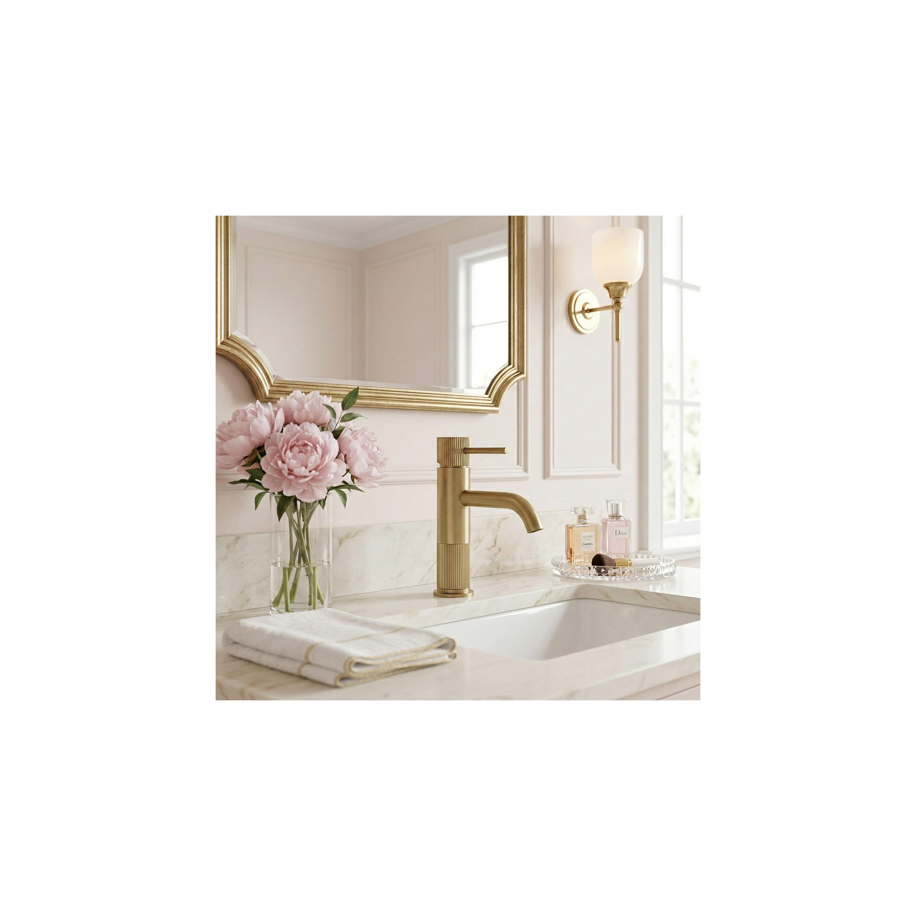 Baterie pentru baie Rea Lungo Stripe Brush Gold Low