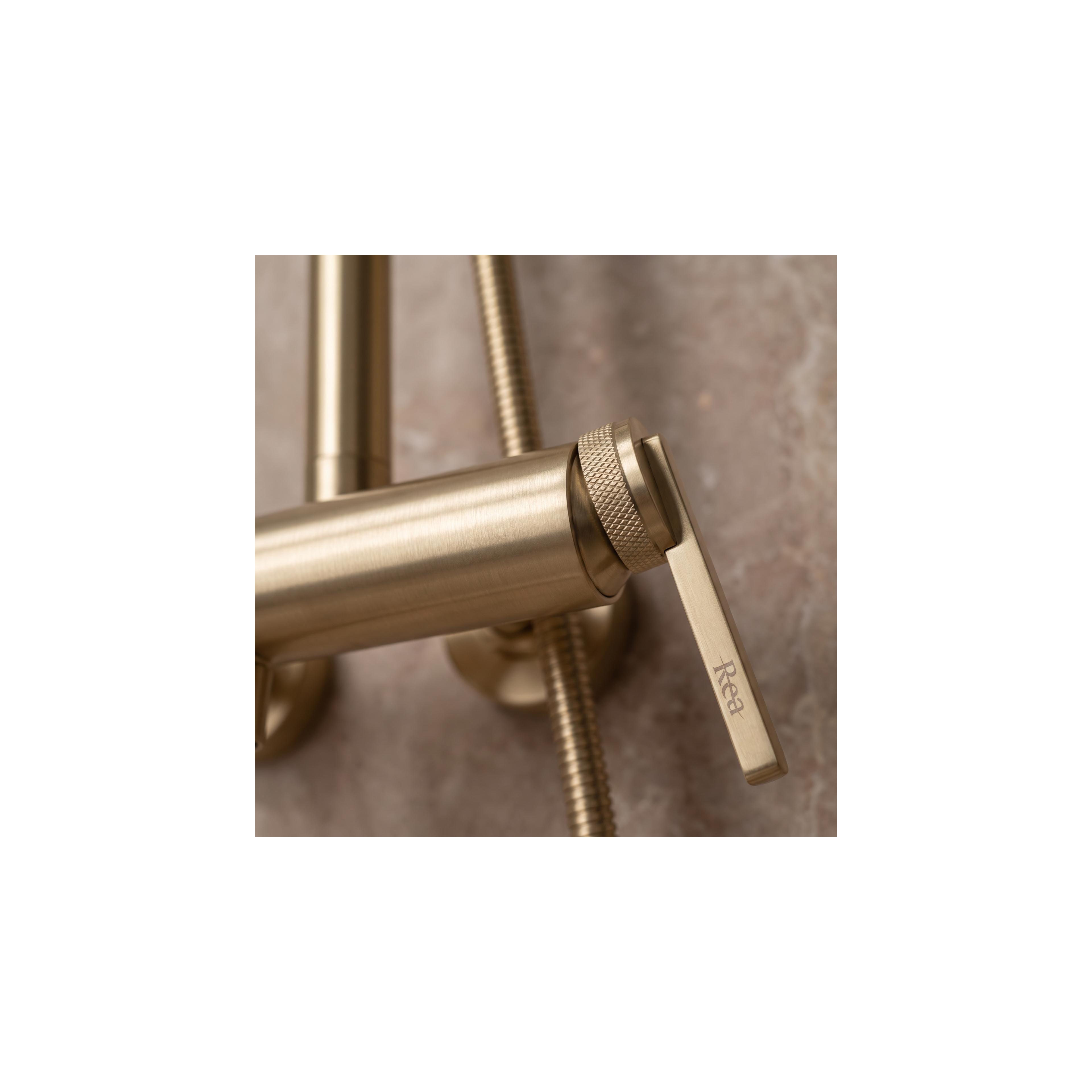 Zuhanyszett Rea Grace Brush Gold