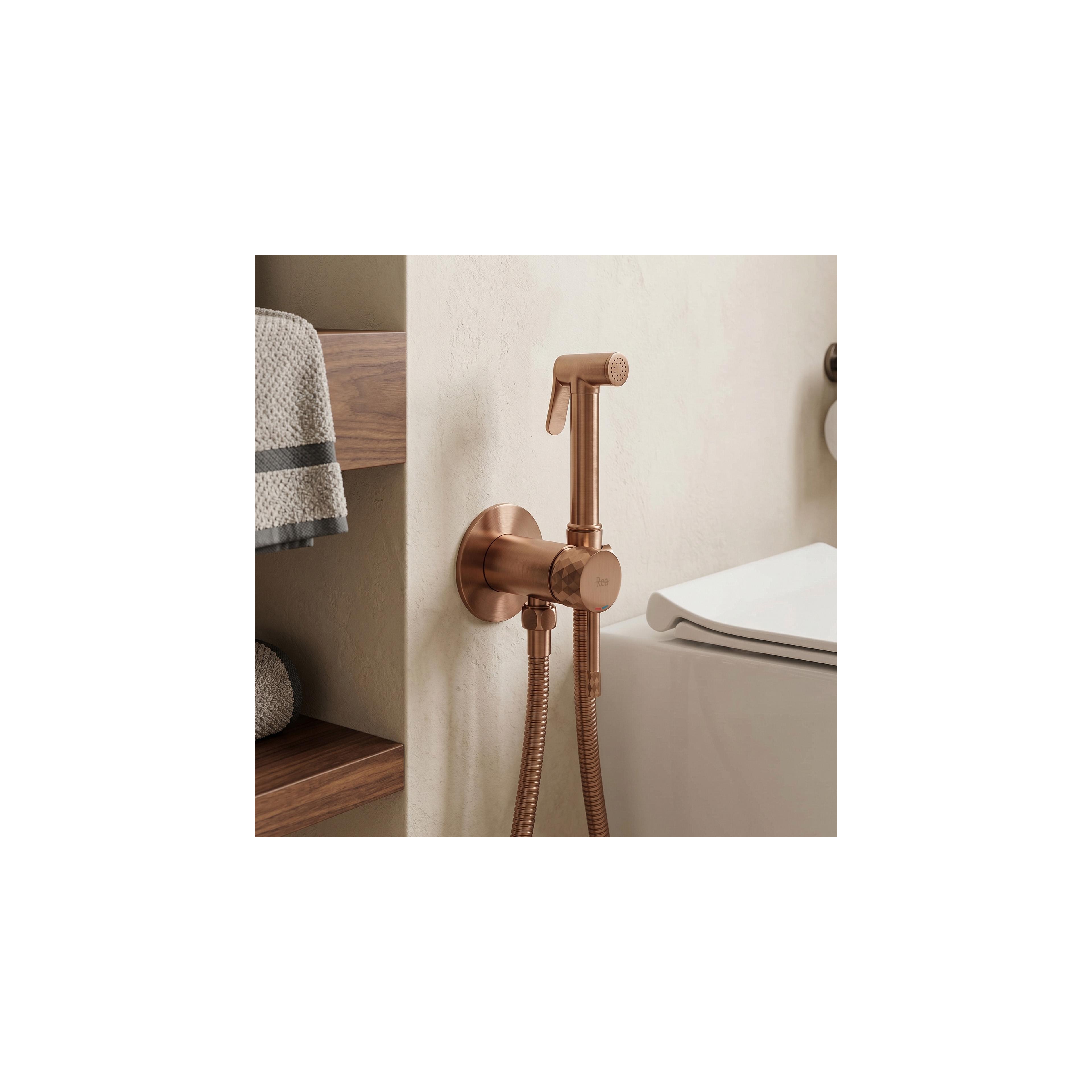 Bidet faucet Rea Lungo Loop Diamond Brush Copper