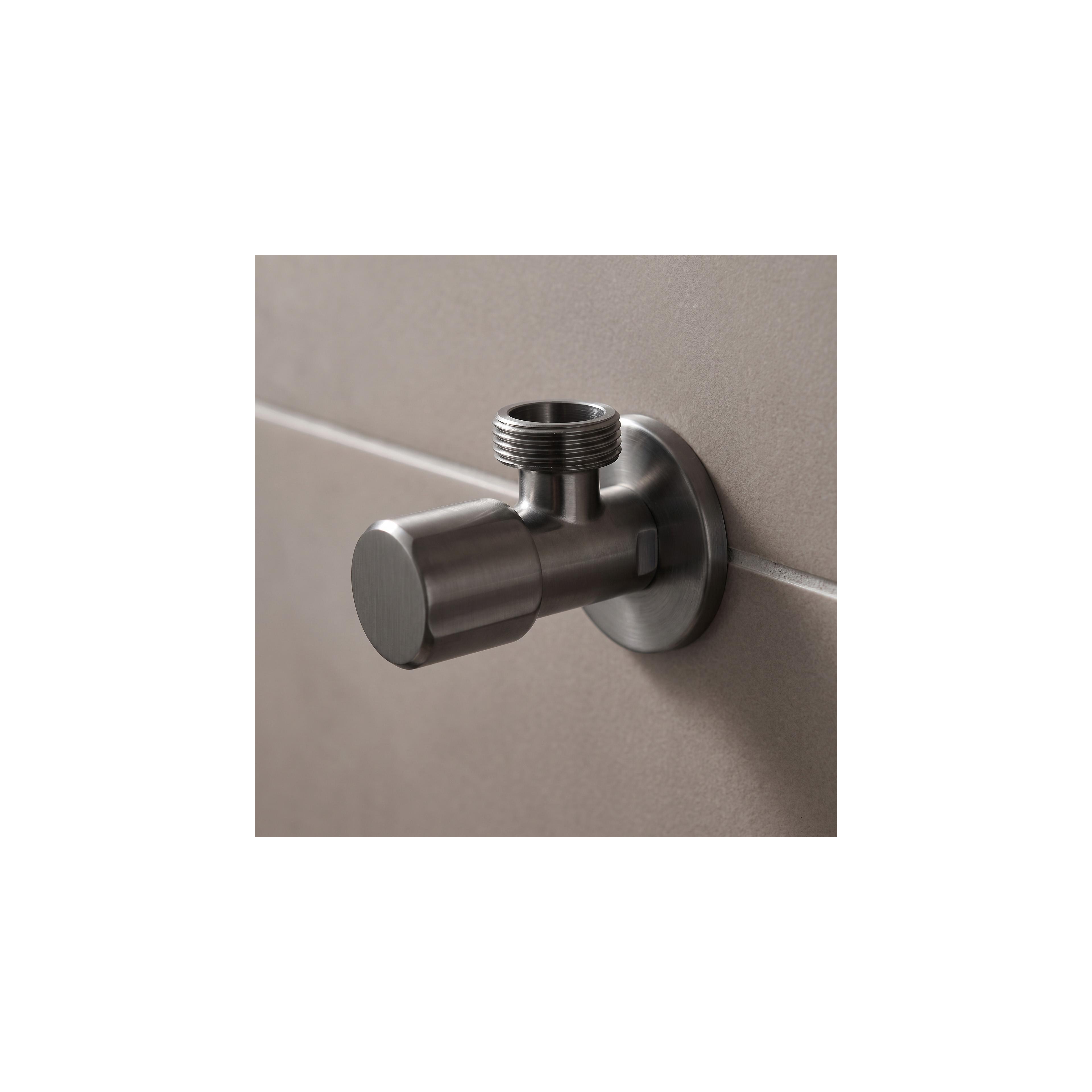 Ъглов вентил 02 1/2" x 3/4" Titan